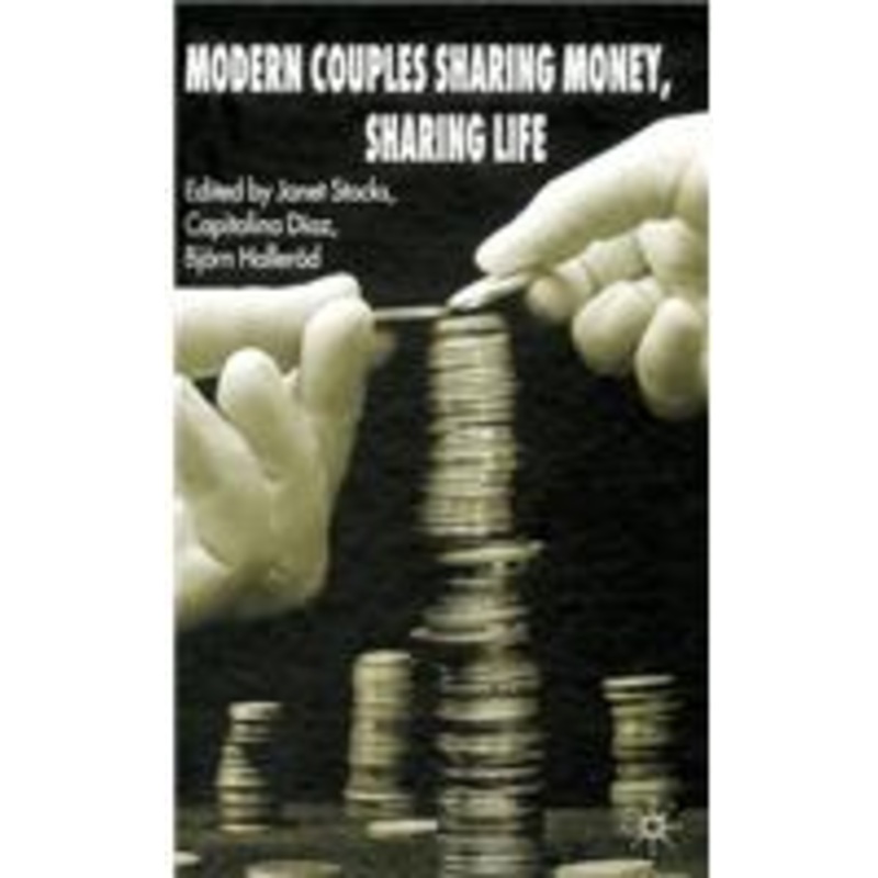 modern couples sharing money, sharing life